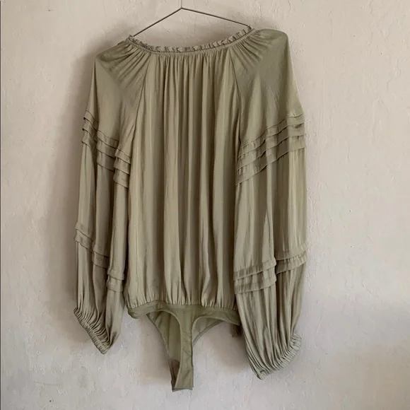 Free People All Tucks Bodysuit Size XS - Picture 7 of 7